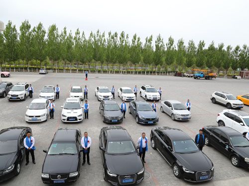 2020.05.08營(yíng)銷團(tuán)隊(duì)車隊(duì)風(fēng)采 2020.05.08營(yíng)銷團(tuán)隊(duì)車隊(duì)風(fēng)采