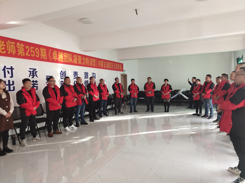 ͨ�ķ��r(n��ng)�ƠI(y��ng)�N(xi��o)�F(tu��n)�(du��)��չӖ(x��n)��